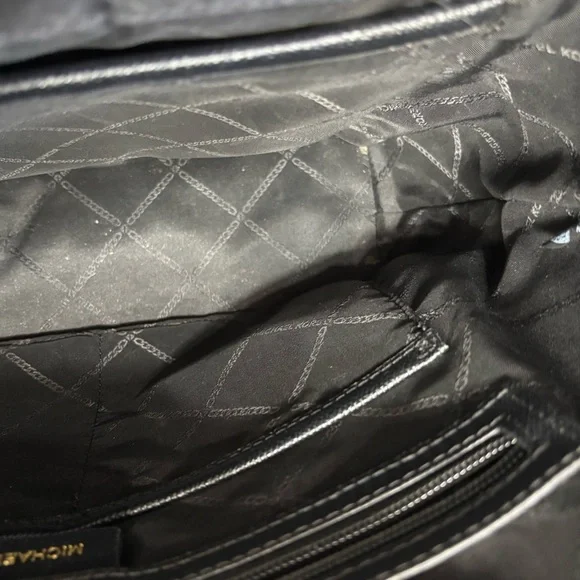 Michael Kors Elegant Black Tote - Picture 13 of 14